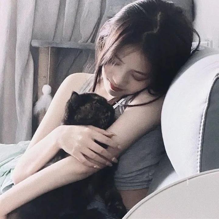 布劳涅森林的女人们 海报